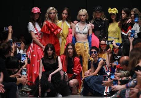 Models present creations of the Mexican designer Ivan Avalos during the Mexico Fashion Week in Mexico City, Mexico, 15 November 2017. The event takes place between the 12 and 17 November. Mexico Fashion Week !ACHTUNG: NUR REDAKTIONELLE NUTZUNG!  Copyright: xMarioxGuzmánx MEX007 20171116-636464087082475537