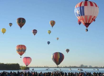November 17, 2017 - EUM20171117NAC04.JPG.LEON, Gto. Festival-Globos-Guanajuato.- Aspectos de la inauguracion del Festival Internacional del Globo, 17 de noviembre de 2017, celebrado en esta ciudad. Foto: Agencia EL UNIVERSALJMA  - ZUMAu78_ 20171117_zaf_u78_045 Copyright: xElxUniversalx