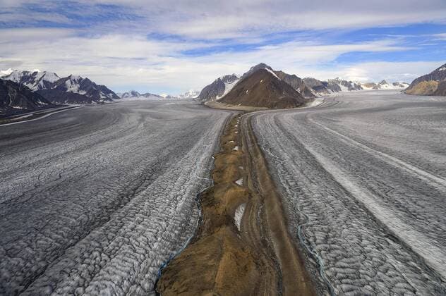 Kaskawulsh Glacier with Medial Kluane National Park Yukon Canada North America Copyright: imageBROKER/GerhardxKraus ibxgek04595935.jpg