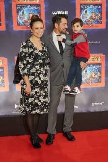 Buelent Sharif with Woman Emy pregnant and Son Khan World premiere Germany greatest Children show Game with the Time in Frederick city Palace Berlin at 19 11 2017 World premiere Game with the Time