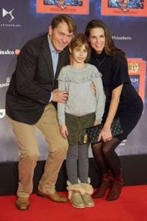 Katrin Wrobel with Man Klaus Fricke and Daughter Louisa World premiere Germany greatest Children show Game with the Time in Frederick city Palace Berlin at 19 11 2017 World premiere Game with the Time