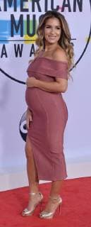 Singer Jessie James Decker arrives for the annual American Music Awards held at Microsoft Theater in Los Angeles, on November 19, 2017.  LAP2017111906 JIMxRUYMEN