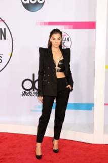 LOS ANGELES - NOV 19: Hailee Steinfeld at the American Music Awards 2017 at Microsoft Theater on November 19, 2017 in Los Angeles, CA  Copyright: xKathyxHutchinsx xIPAx xHutchinsxPhotox