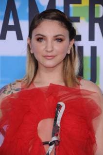 November 19, 2017 - Los Angeles, CA, U.S. - 19 November 2017 - Los Angeles, California - Julia Michaels. 2017 American Music Awards held at Microsoft Theater in Los Angeles. Photo Credit: AdMedia Los Angeles U.S. - ZUMAa123 20171119_zaa_a123_111 Copyright: xBirdiexThompsonx