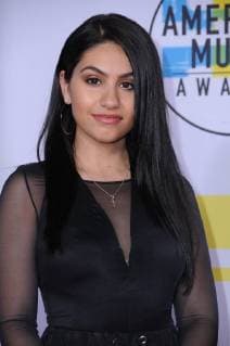 November 19, 2017 - Los Angeles, CA, U.S. - 19 November 2017 - Los Angeles, California - Alessia Cara. 2017 American Music Awards held at Microsoft Theater in Los Angeles. Photo Credit: AdMedia Los Angeles U.S. - ZUMAa123 20171119_zaa_a123_146 Copyright: xBirdiexThompsonx