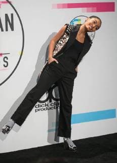 November 19, 2017 - Los Angeles, California, U.S - Yara Shahidi in the Press Room of the 2017 American Music Awards held on Sunday, November 19, 2017 at the Microsoft Theatre in Los Angeles, California. Los Angeles U.S. - ZUMAp124 20171119_zaa_p124_071 Copyright: xJavierxRojasx