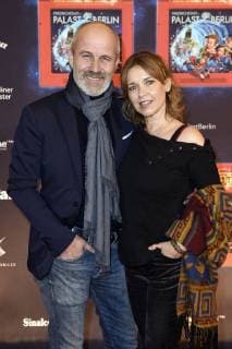 Tina Ruland and Life partner Claus G at the Premiere the Children show Game with the Time in Frederick city Palace Berlin 19 11 2017 Foto:xF.xKernx xFuturexImage
