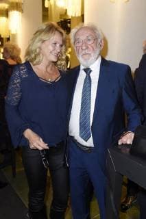 Dieter Hallervorden with Girlfriend Christiane Zander at the Premiere the Children show Game with the Time in Frederick city Palace Berlin 19 11 2017 Foto:xF.xKernx xFuturexImage