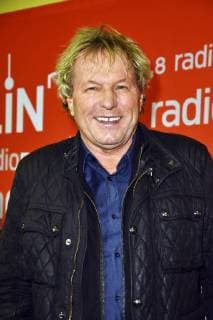 Bernhard Brink at the Gala 50 Years Hey Music Thank you Jürgen Juergens in grand Send hall in House the Broadcasting Berlin 19 11 2017 Foto:xN.xKubelkax xFuturexImage