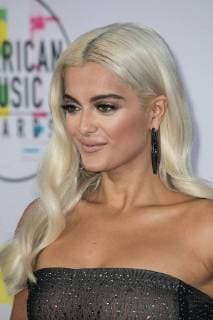 November 19, 2017 - Los Angeles, California, United States of America - Bebe Rexha on the Red Carpet of the 2017 American Music Awards held on Sunday, November 19, 2017 at the Microsoft Theatre in Los Angeles, California. JAVIER ROJAS PI Los Angeles United States of America - ZUMAp124 20171119_zaa_p124_204 Copyright: xJavierxRojas Pix