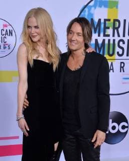Actress Nicole Kidman and her husband, Australian country singer Keith Urban arrive for the annual American Music Awards held at Microsoft Theater in Los Angeles, on November 19, 2017.  LAP20171119152 JIMxRUYMEN