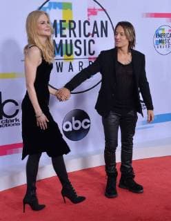 Actress Nicole Kidman and her husband, Australian country singer Keith Urban arrive for the annual American Music Awards held at Microsoft Theater in Los Angeles, on November 19, 2017.  LAP20171119161 JIMxRUYMEN