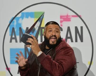 KJ Khaled appears backstage after winning the award for Favorite Hip-Hop Song for his I m The One, smash, featuring Justin Bieber, Quavo, Chance the Rapper, and Lil Wayne during the annual American Music Awards held at Microsoft Theater in Los Angeles, on November 19, 2017.  LAP20171119202 JIMxRUYMEN