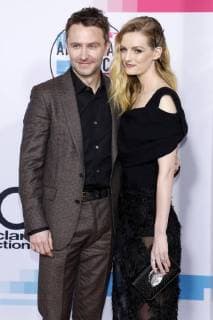 Chris Hardwick and Lydia Hearst at the award Ceremony the 44 American Music Awards in Microsoft Theatre Los Angeles 19 11 2017 Foto:xD.xBedrosianx xFuturexImage