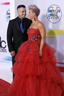Pink with Husband Carey Hard at the award Ceremony the 44 American Music Awards in Microsoft Theatre Los Angeles 19 11 2017 Foto:xD.xBedrosianx xFuturexImage