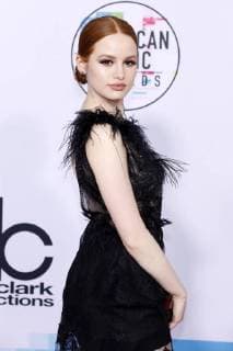 Madelaine Petsch at the award Ceremony the 44 American Music Awards in Microsoft Theatre Los Angeles 19 11 2017 Foto:xD.xBedrosianx xFuturexImage