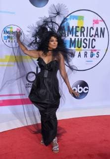 Singer and actress Diana Ross arrives for the annual American Music Awards held at Microsoft Theater in Los Angeles, on November 19, 2017.  LAP20171119299 JIMxRUYMEN
