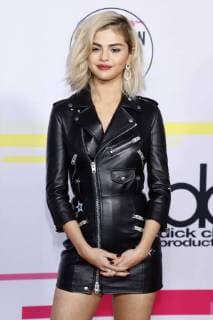 Selena Gomez at the award Ceremony the 44 American Music Awards in Microsoft Theatre Los Angeles 19 11 2017 Foto:xD.xBedrosianx xFuturexImage