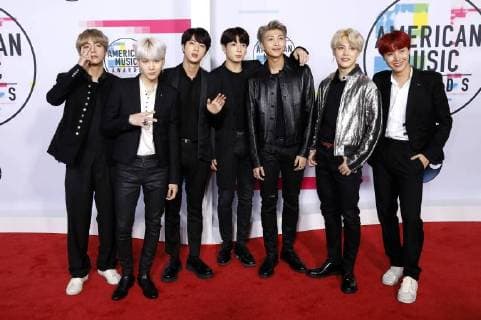 BTS Boys at the award Ceremony the 44 American Music Awards in Microsoft Theatre Los Angeles 19 11 2017 Foto:xD.xBedrosianx xFuturexImage