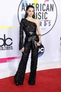 Maia Mitchell at the award Ceremony the 44 American Music Awards in Microsoft Theatre Los Angeles 19 11 2017 Foto:xD.xBedrosianx xFuturexImage