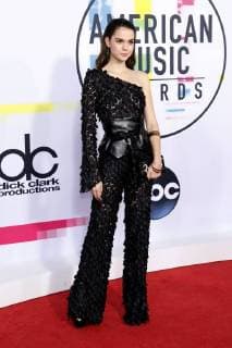 Maia Mitchell at the award Ceremony the 44 American Music Awards in Microsoft Theatre Los Angeles 19 11 2017 Foto:xD.xBedrosianx xFuturexImage