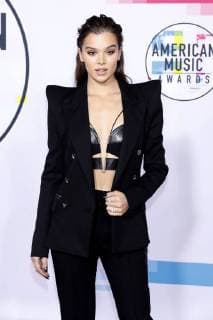 Hailee Steinfeld at the award Ceremony the 44 American Music Awards in Microsoft Theatre Los Angeles 19 11 2017 Foto:xD.xBedrosianx xFuturexImage