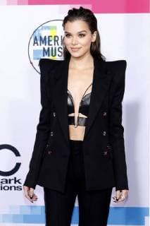 Hailee Steinfeld at the award Ceremony the 44 American Music Awards in Microsoft Theatre Los Angeles 19 11 2017 Foto:xD.xBedrosianx xFuturexImage