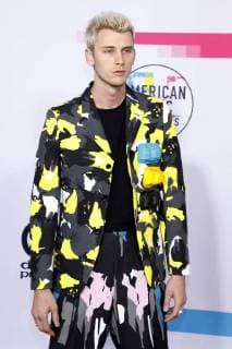 Machine Gun Kelly at the award Ceremony the 44 American Music Awards in Microsoft Theatre Los Angeles 19 11 2017 Foto:xD.xBedrosianx xFuturexImage