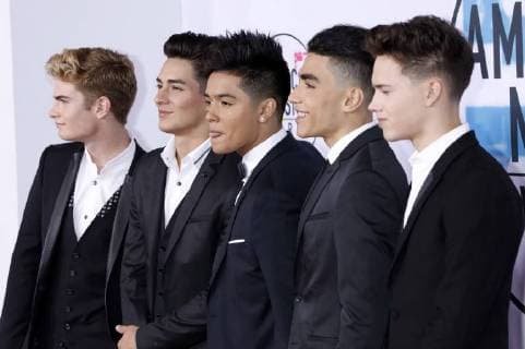 Brady Tutton Chance Perez Sergio Calderon Jr Drew Ramos and Michael Conor in Real Life at the award Ceremony the 44 American Music Awards in Microsoft Theatre Los Angeles 19 11 2017 Foto:xD.xBedrosianx xFuturexImage