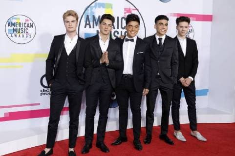 Brady Tutton Chance Perez Sergio Calderon Jr Drew Ramos and Michael Conor in Real Life at the award Ceremony the 44 American Music Awards in Microsoft Theatre Los Angeles 19 11 2017 Foto:xD.xBedrosianx xFuturexImage