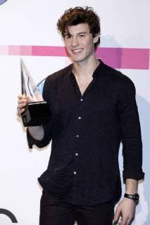 Shawn Mendes at the award Ceremony the 44 American Music Awards in Microsoft Theatre Los Angeles 19 11 2017 Foto:xD.xBedrosianx xFuturexImage