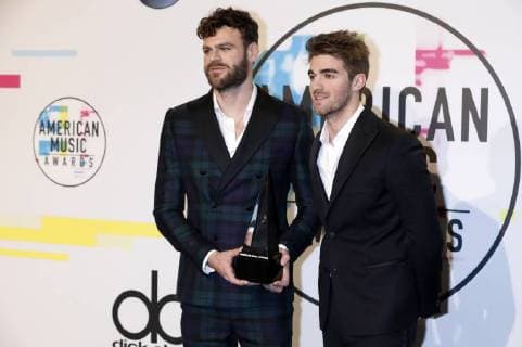 Alex Pall and Andrew Taggart The Chainsmokers at the award Ceremony the 44 American Music Awards in Microsoft Theatre Los Angeles 19 11 2017 Foto:xD.xBedrosianx xFuturexImage