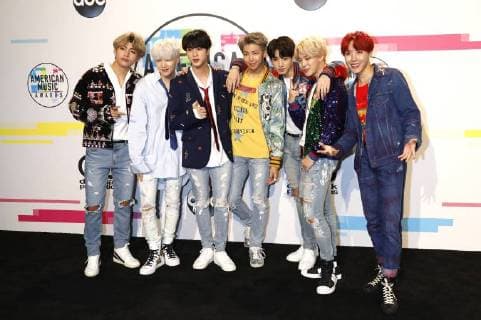 BTS Boys at the award Ceremony the 44 American Music Awards in Microsoft Theatre Los Angeles 19 11 2017 Foto:xD.xBedrosianx xFuturexImage