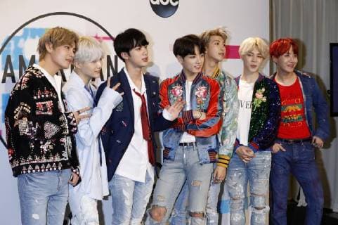 BTS Boys at the award Ceremony the 44 American Music Awards in Microsoft Theatre Los Angeles 19 11 2017 Foto:xD.xBedrosianx xFuturexImage