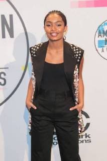 Yara Shahidi at the American Music Awards at 19 11 2017 in Los Angeles 2017 American Music Awards in Los Angeles Pressroom Preistraeger