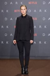 Sina TKOTSCH European premiere the first German NETFLIX Original Series Dark in Zoopalast in Berlin at 20 11 207 European premiere Dark