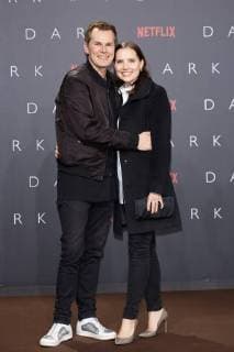 Malte with Woman Anna Mary European premiere the first German NETFLIX Original Series Dark in Zoopalast in Berlin at 20 11 207 European premiere Dark