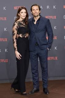 Quirin mountain with Girlfriend Karabakh Hecker European premiere the first German NETFLIX Original Series Dark in Zoopalast in Berlin at 20 11 207 European premiere Dark