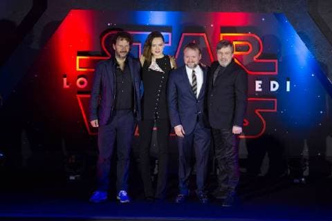 November 20, 2017 - Mexico City, Mexico, Mexico - Daisy Ridley, Director Rian Johnson, Mark Hamill are seen attending at black carpet of the Star Wars: The Last Jedi film premiere at Cinepolis Oasis Coyoacan on November 20, 2017 in Mexico City, Mexico Mexico City Mexico  - ZUMAn230 20171120_zaa_n230_134 Copyright: xCarlosxTischlerx