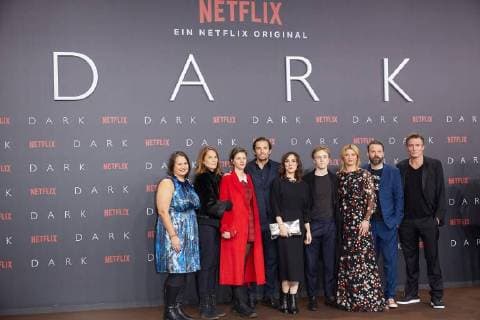 Kelly Karoline Eichhorn Jantje Friese Quirin mountain Maja schoene Louis Hofmann Joerdis Triebel Baran Bo Odar and Oliver Masucci European premiere the first German NETFLIX Original Series Dark in Zoopalast in Berlin at 20 11 207 European premiere Dark