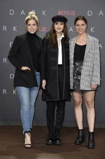 Merle Collet Luise Befort and Svenja Young at the Premiere the NETFLIX Series Dark in Cinema in Zoo Palace Berlin 20 11 2017 Foto:xF.xKernx xFuturexImage