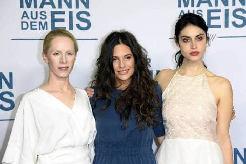 Susanne WUEST Violetta Schurawlow Anna F at the public premiere from the Man out the Ice in Zoo Palace in Berlin at 21 11 2017