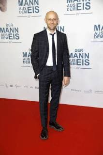 Jürgen Vogel at the Premiere the Movie the Man out the Ice in Zoo Palace Berlin 21 11 2017 Foto:xS.xGabschx xFuturexImage