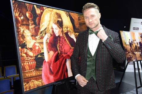 Nico Schwanz at the presentation of the Lambertz Fine Art calendar 2018 in the Friedrichstadtpalast in Berlin on 22.11.2017