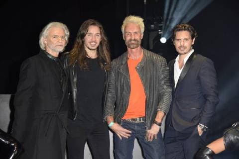 Gil Ofarim Hermann Buehlbecker Michael Reh Michael Pichler at the presentation of the Lambertz Fine Art calendar 2018 in the Friedrichstadtpalast in Berlin on 22.11.2017