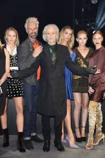 Hermann Buehlbecker Melinda London Anna Hiltrop Cosima Auermann Michael Reh at the presentation of the Lambertz Fine Art Calendar 2018 in the Friedrichstadtpalast in Berlin on 22.11.2017