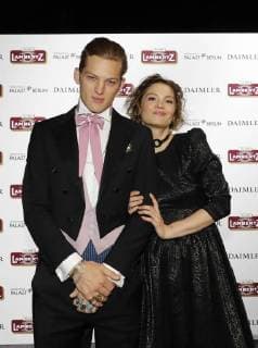 Sebastian Sauve Elizabeth Ehrlich at the LAMBERTZ Fine Art Calendar Presentation in the Friedrichstadtpalast Berlin