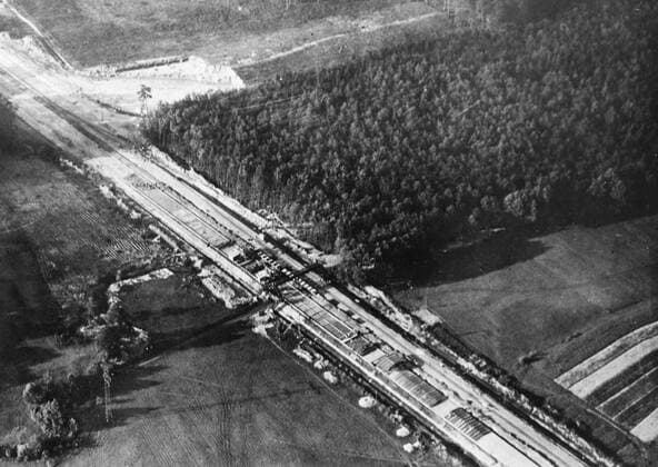 New German motor road from Cologne to Dusseldorf , as seen from the Graf Zepplin . 9 October 1934 ., Germany Copyright: Topfoto  UnitedArchivesEU037700