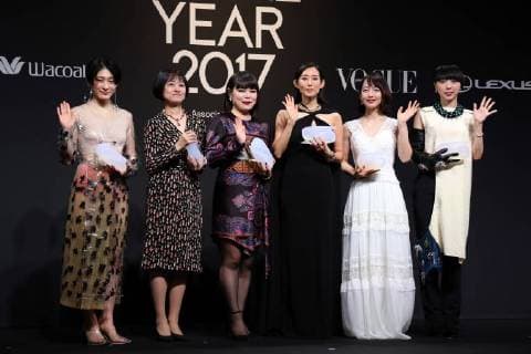 November 24, 2017, Tokyo, Japan - (L-R) Japanese artist Kom I, Naoki award author Riku Onda, comedian Buruzon Chiemi, actress Tae Kimura, actress Riho Yoshioka and choreographer Mikiko pose for photo as they receive Vogue Japan Women of the Year 2017 award in Tokyo on Friday, November 24, 2017.  (lwxa016149)