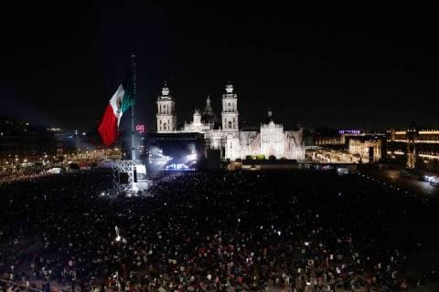 November 25, 2017 - EUM20171125ESP26.JPG.CIUDAD DE MEXICO MusicMusica-Ricky Martin.- Aspectos del concierto del cantante puertorriqueno, Ricky Martin, en el Zocalo de esta capital, 25 de noviembre de 2017. Foto: Agencia EL UNIVERSALIvan StephensJMA.  - ZUMAu78_ 20171125_zaf_u78_133 Copyright: xElxUniversalx